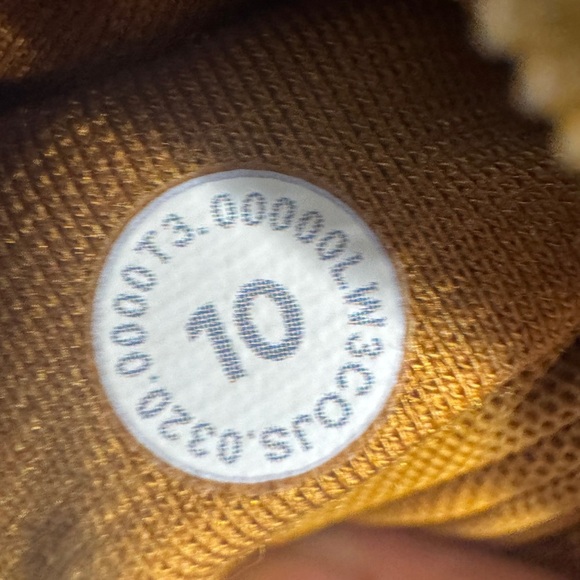 Lululemon Run Briskly 1/2 Zip Long Sleeve Top - Picture 7 of 11